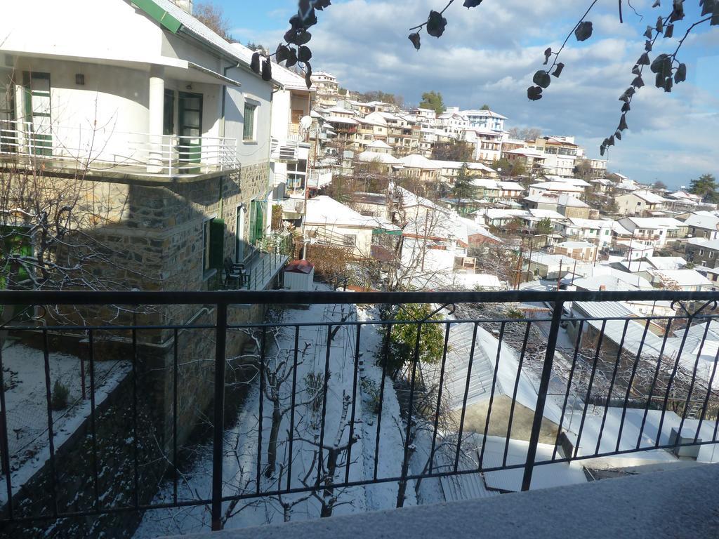 Capuralli Hotel Pedhoulas Bagian luar foto